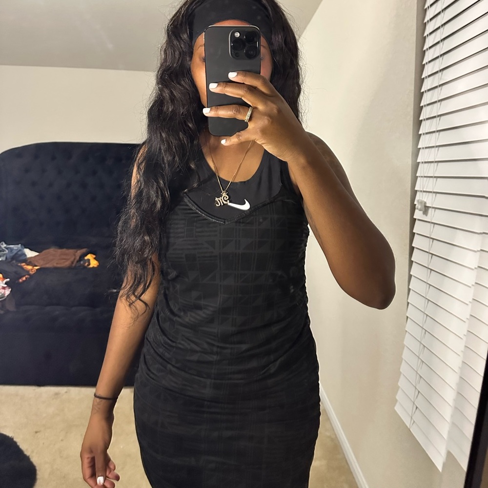 DOUBLE LAYER NIKE MINI DRESS SZ M